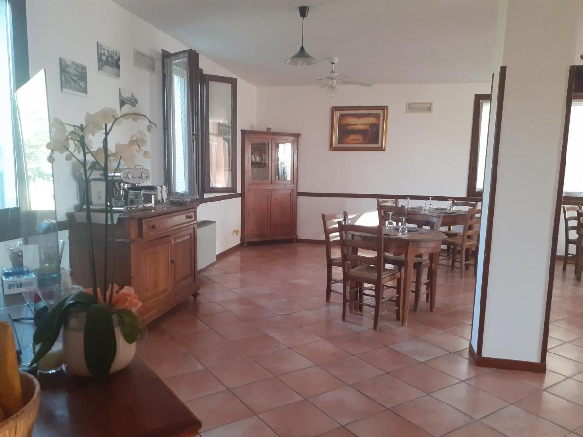 Locanda Delle Grotte Di Onferno Hotel Gemmano Buitenkant foto
