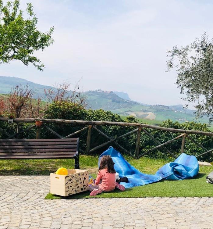 Locanda Delle Grotte Di Onferno Hotel Gemmano Buitenkant foto