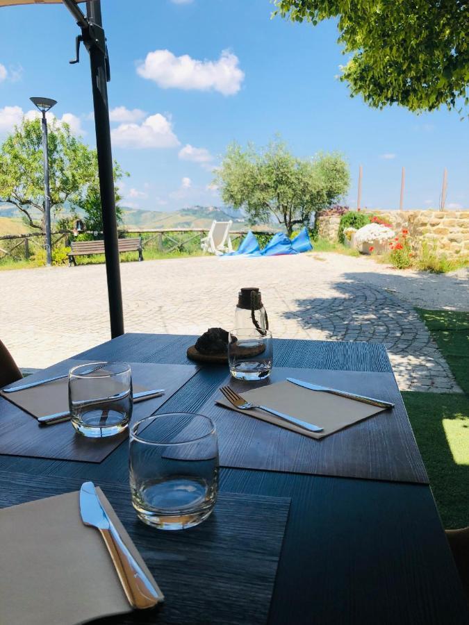 Locanda Delle Grotte Di Onferno Hotel Gemmano Buitenkant foto